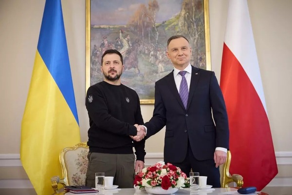 Zelenski obtiene respaldo de Polonia para ingreso de Ucrania a la OTAN - ADN Digital