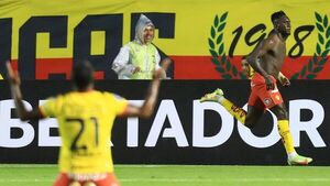 El Aucas sorprende al campeón