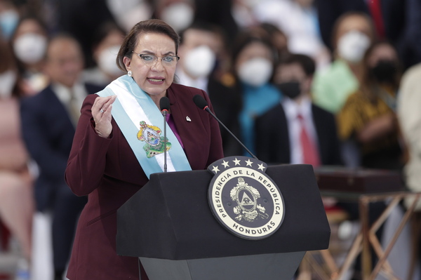 Xiomara Castro propone un acuerdo de paz entre la OTAN Rusia y Ucrania - MarketData