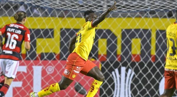 Histórico debut: Aucas de Ecuador tumba al campeón Flamengo