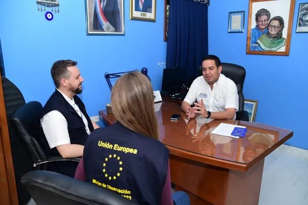 Observadores de la UE visitaron al candidato de la concertación para Central - Nacionales - ABC Color