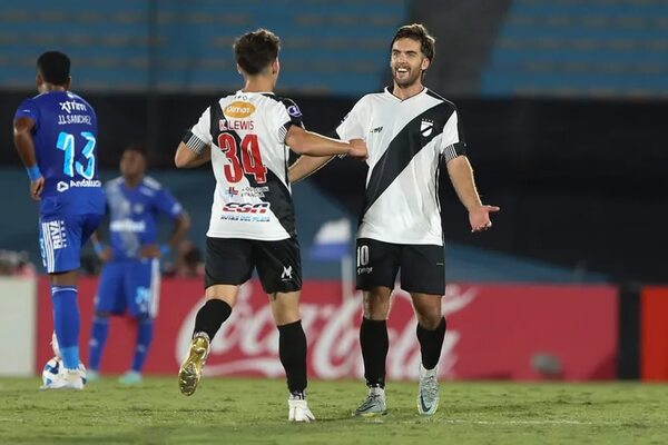 Sudamericana: Triunfos de Danubio y Estudiantes LP en grupos de paraguayos - Fútbol Internacional - ABC Color
