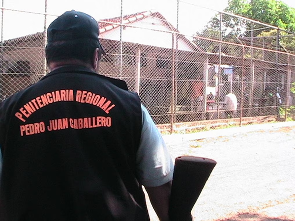 Allanan lavadero por crimen de guardiacárcel en Pedro Juan Caballero