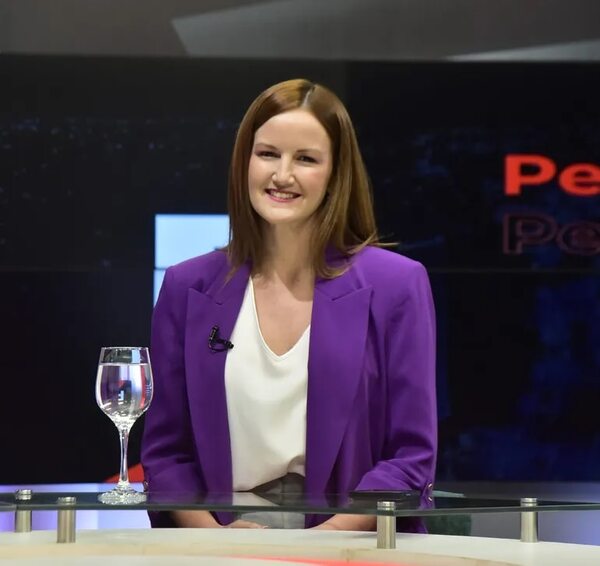 Soledad Núñez sufrió percance con su camioneta en Cordillera - Política - ABC Color