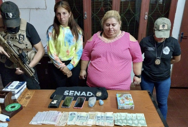 Diario HOY | Microtraficantes fueron detenidas en un ómnibus con varias dosis de crack y cocaína