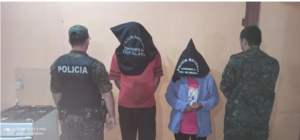 Detienen a una pareja por asesinato de un menó