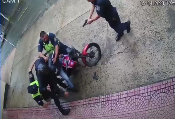 Imputan a asaltantes que fueron detenidos segundos antes de fugarse