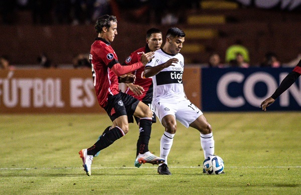 Olimpia iguala ante Melgar en Perú