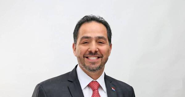 La Nación / Fernando Ojeda dice que con patriotismo, compromiso y gestión puede lograr muchos cambios