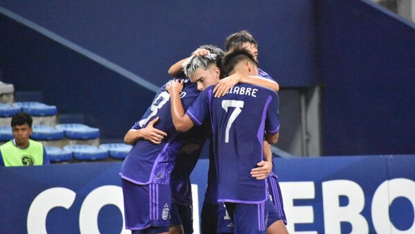 Argentina fulmina a Perú a clasifica al hexagonal