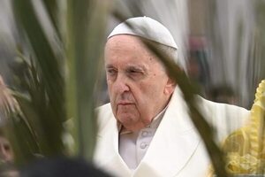 El papa no acudirá al Coliseo para el Via Crucis y lo seguirá en el Vaticano - Mundo - ABC Color