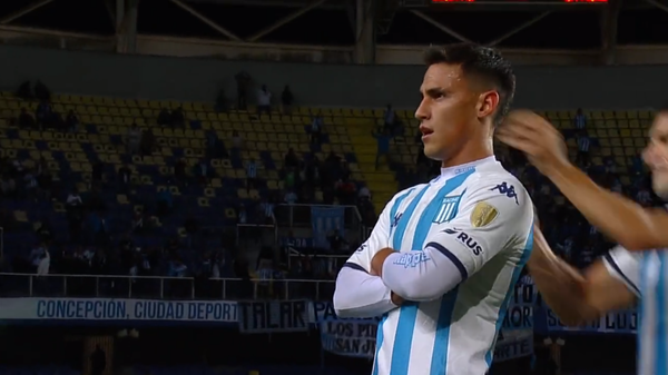 Versus / ¿Lo tenías? Matías Rojas emuló a otro futbolista paraguayo con su golazo