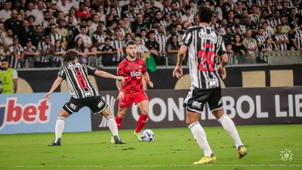 Versus / Entre goles y asistencias: "Tito" Villalba y su gran momento en Libertad