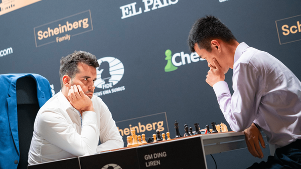 Versus / ¿Ian Nepomniachtchi o Ding Liren? El ajedrez mundial busca nuevo rey tras la abdicación de Magnus Carlsen