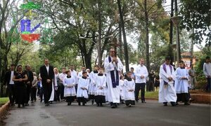 Realizaron viacrusis por calles de CDE