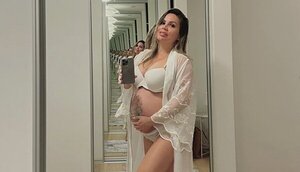 Con sensual lencería, Dahiana Bresanovich anuncia su “cuenta regresiva”