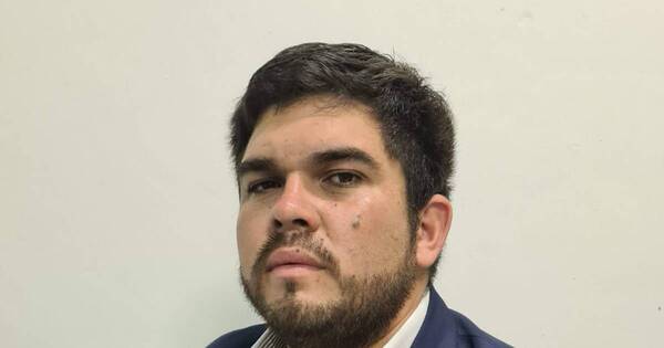 La Nación / Candidato a gobernador de Central se enfocará más en dar oportunidades a jóvenes
