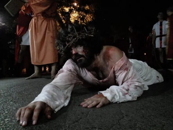 El verdadero viacrucis se vivió en las calles de San Lorenzo camino a la Catedral - Nacionales - ABC Color