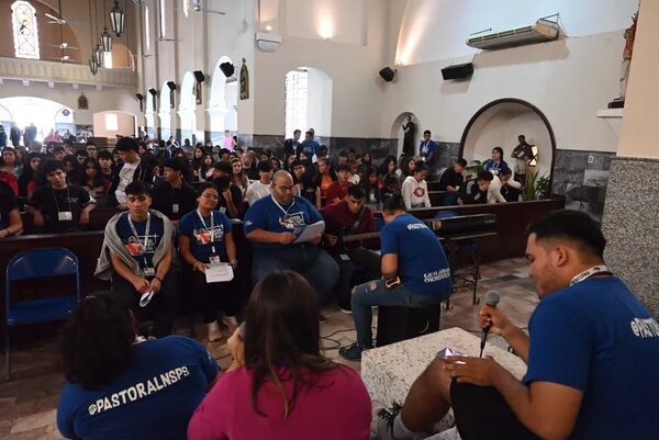 Los jóvenes se sienten solos ante ausencia de padres y buscan a Jesús - Nacionales - ABC Color