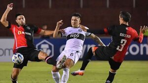 Diego Aguirre calificó de positivo el empate en Perú