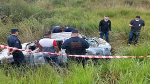 Paraguarí: Mujer muere calcinada en el interior de su vehículo - Noticias Paraguay