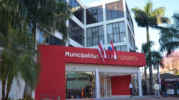 Imputan a funcionarias por expedición irregular de licencias en San Lorenzo - Noticias Paraguay