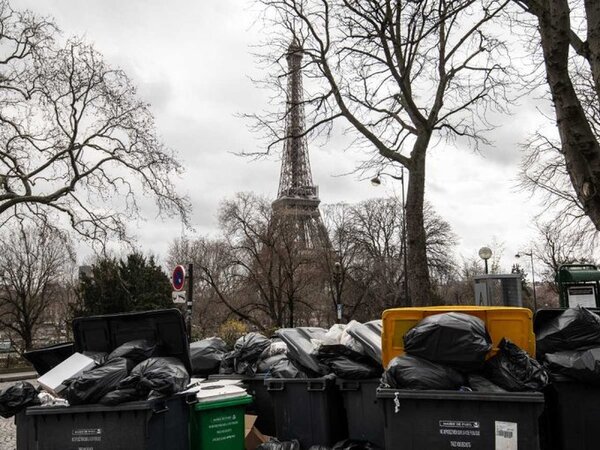 Francia: Acumulan 50.000 toneladas de basura en principales ciudades en protesta