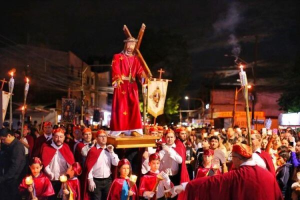 Miles de visitantes en celebraciones por Semana Santa en todo el país