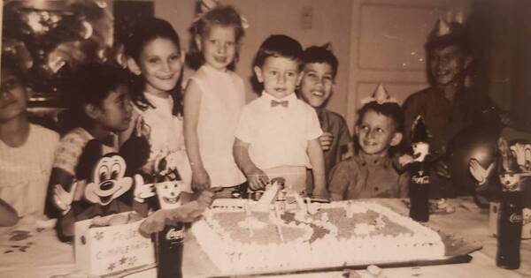 La Nación / Cumpleaños de barrio (parte I)