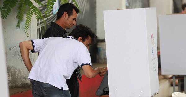 La Nación / Desalientan al sufragio asistido y aplicarán el voto secuencial