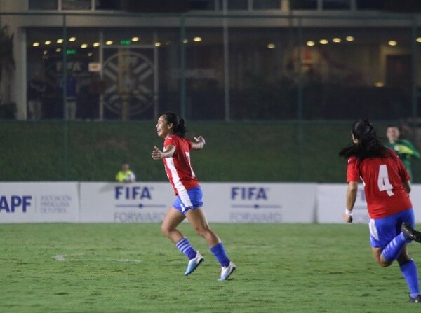 Albirrojas triunfan uno a cero en amistoso fecha FIFA - La Tribuna