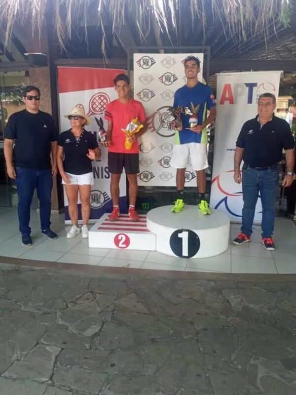 Pascuas Bowl de tenis: Paraguayos tuvieron muy buena cosecha - Polideportivo - ABC Color