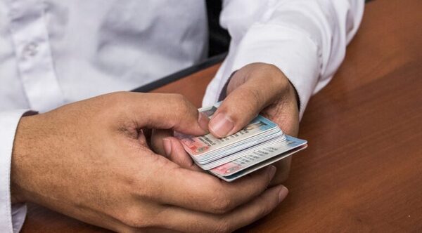 Millonarias multas o hasta dos años de cárcel por compra de votos, advierten - Oasis FM 94.3