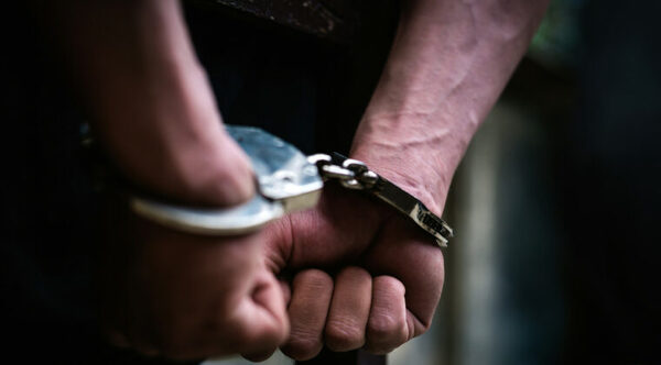 Hombre en España simula su secuestro para extorsionar a su madre - Oasis FM 94.3