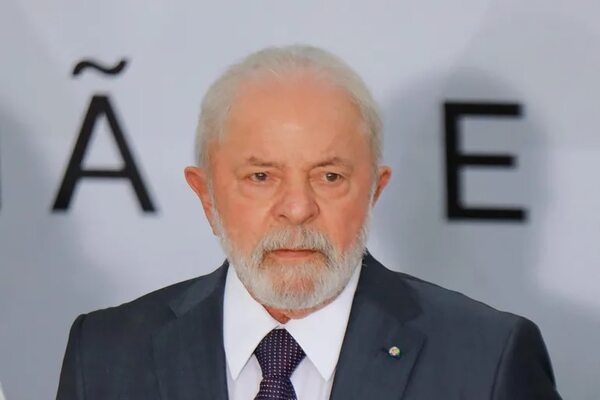 Brasil: Lula completa 100 días turbulentos de control de cuarteles y gestos sociales - Mundo - ABC Color
