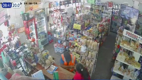 Comerciante enfrentó y ahuyentó a motochorro - Noticias Paraguay