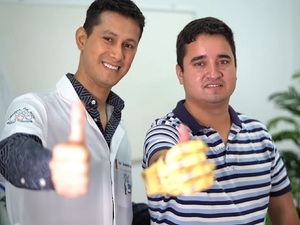 Profesional del IPS da una “mano” a su paciente - La Tribuna
