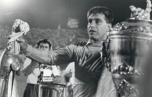Diario HOY | 51 años del debut del histórico Ever Hugo Almeida en el fútbol paraguayo
