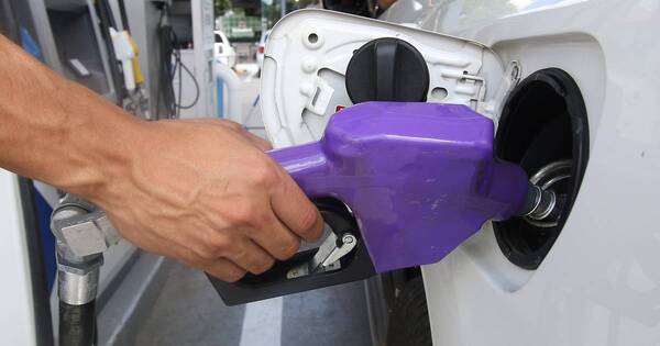 La Nación / BCP espera que menor precio de combustibles atenúe inflación del próximo mes