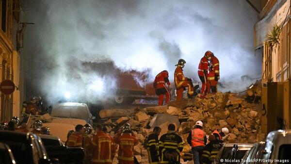 Hallan dos cuerpos en un edificio derrumbado en Francia