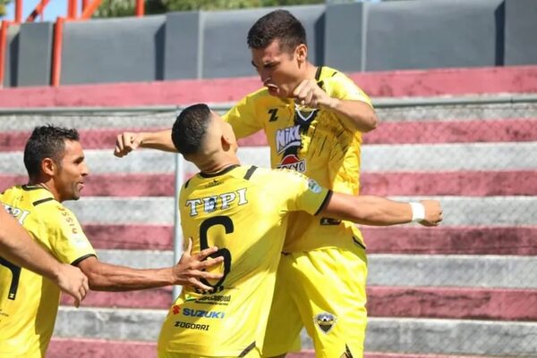 El “Canario” canta su primera victoria en la División Intermedia - Fútbol de Ascenso de Paraguay - ABC Color