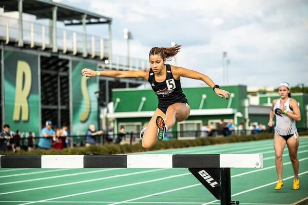 Atletismo: Saltos con récords - Polideportivo - ABC Color