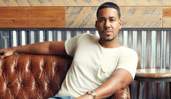 Romeo Santos pidió una masajista paraguaya: ¿Con final feliz?