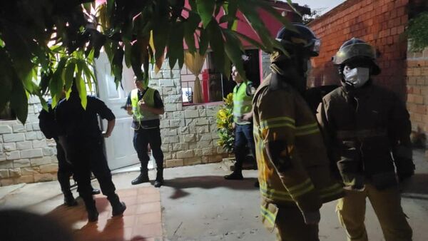 Mató a su hijastra de un disparo en la cabeza