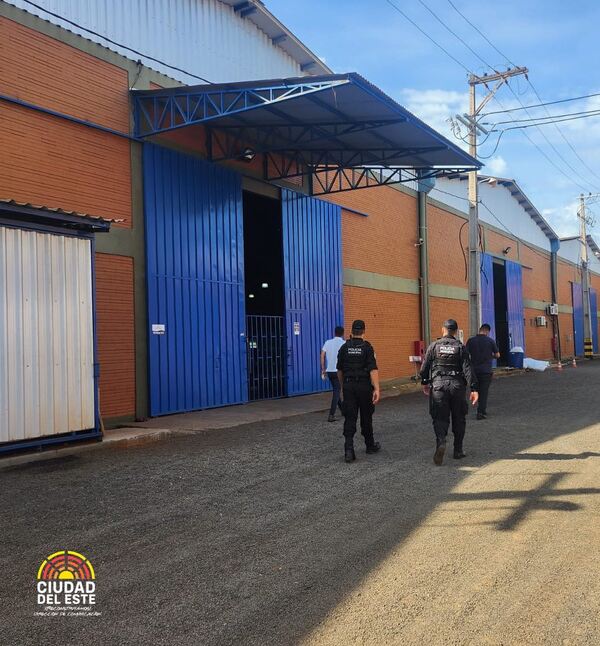 Clausuran una fábrica textil por emisión excesiva de humo - La Clave