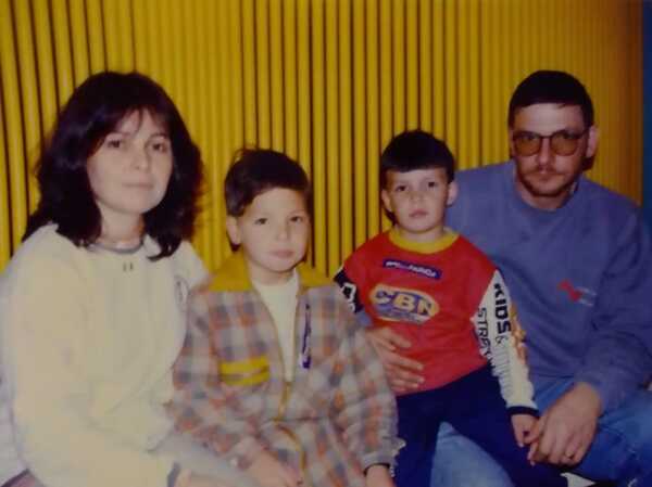 Al Village con sánguches de albóndigas - El Trueno