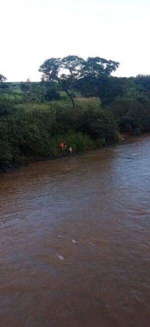 Hombre confiesa que mató a su pareja y la tiró a un río