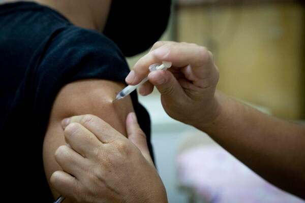 Intensifican las vacunaciones con la “Campaña Invierno 2023”