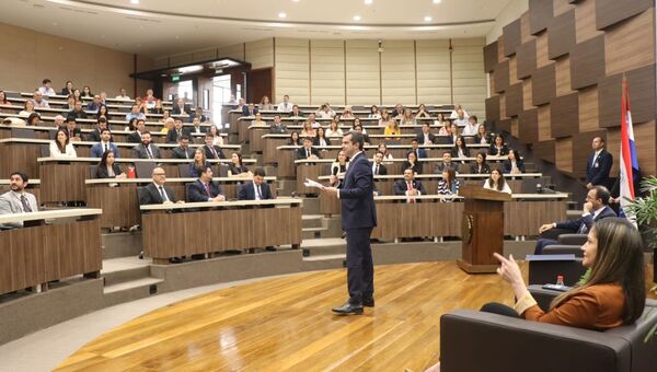 Banco Central del Paraguay incorporó 44 nuevos funcionarios