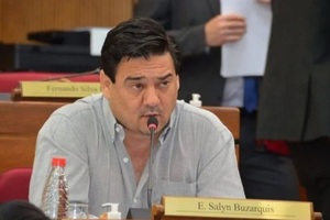 Senado solicitará pruebas presentadas por Santacruz contra presidente de Corte, afirma Buzarquis